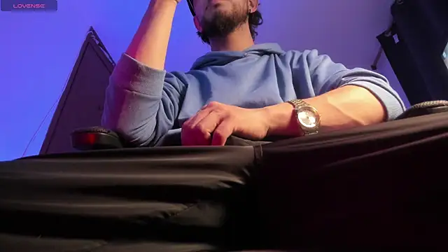 s sven03 online show from January 9, 12:24 am