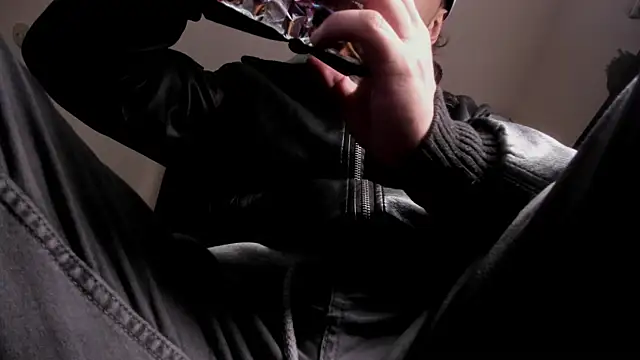 s sven03 online show from June 20, 2:25 am