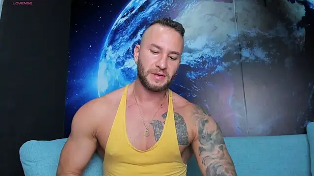Snapshot of delessandro_world chatting on July 23, 10:51 pm delessandro world online show from July 23, 10:51 pm