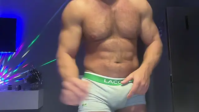 Snapshot of KarlosRichi chatting on January 5, 4:59 pm KarlosRichi online show from January 5, 4:59 pm