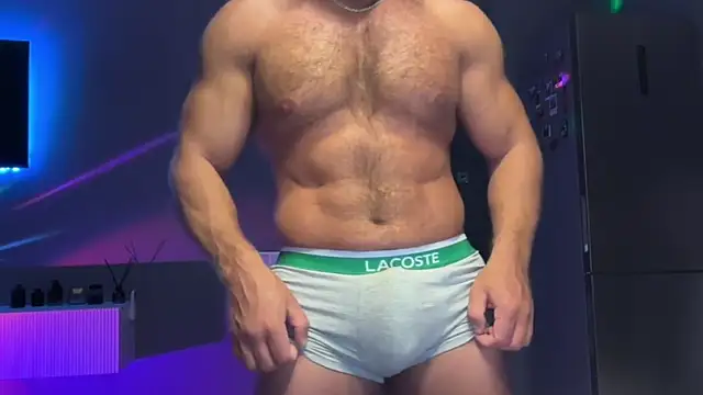 Snapshot of KarlosRichi chatting on November 18, 4:17 am KarlosRichi online show from November 18, 4:17 am