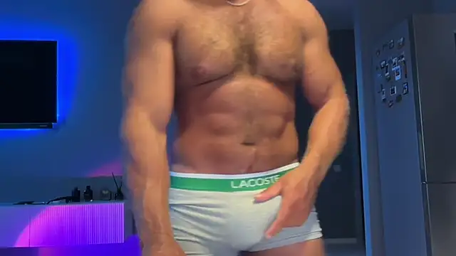 KarlosRichi online show from June 29, 2:18 am