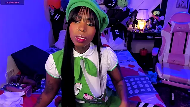 Snapshot of kary_bunny3 chatting on October 26, 6:30 am kary bunny3 online show from October 26, 6:30 am