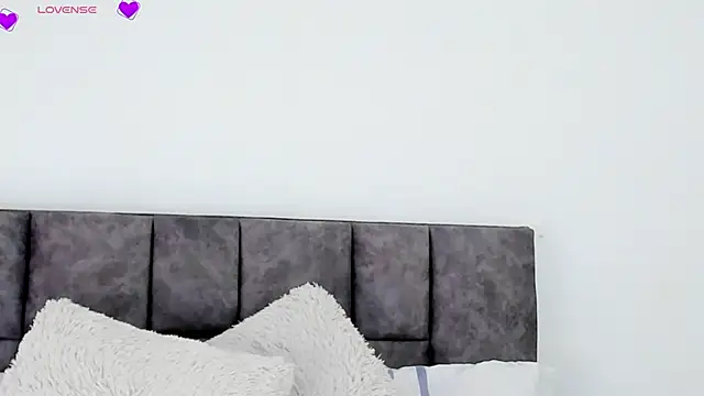 Snapshot of VeronicaTonu chatting on March 17, 6:00 pm VeronicaTonu online show from March 17, 6:00 pm