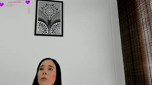 Snapshot of VeronicaTonu chatting on December 2, 7:42 pm VeronicaTonu online show from December 2, 7:42 pm