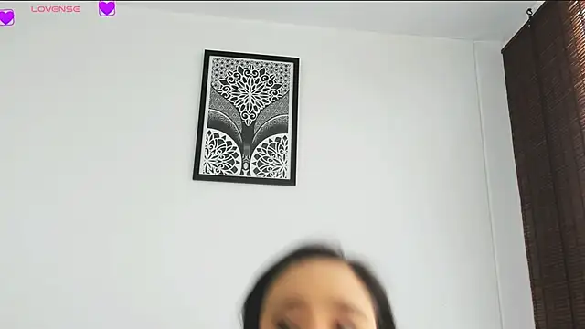 Snapshot of VeronicaTonu chatting on June 6, 2:44 pm VeronicaTonu online show from June 6, 2:44 pm