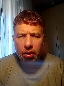 Snapshot of Olandese2682@xh chatting on April 27, 9:18 am Olandese2682xh online show from April 27, 9:18 am