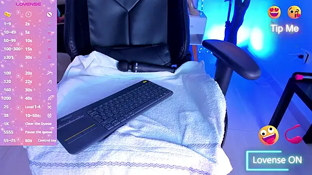 LiaaGenner online show from January 29, 7:32 pm