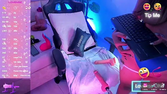 LiaaGenner online show from February 21, 10:26 pm