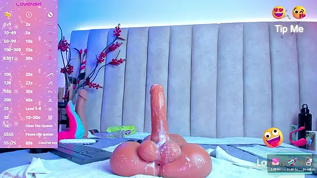 LiaaGenner online show from March 10, 12:40 am