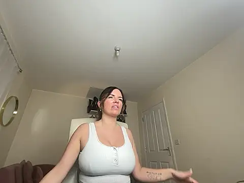 Snapshot of GoddessAlexi1 chatting on February 16, 11:59 am GoddessAlexi1 online show from February 16, 11:59 am