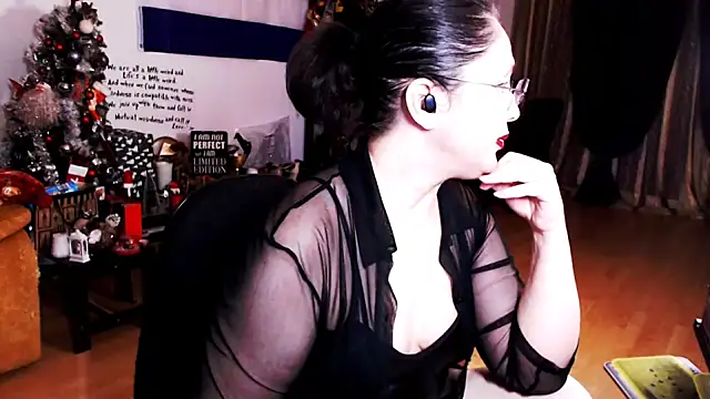 Snapshot of Imperatriza chatting on February 4, 9:41 pm Imperatriza online show from February 4, 9:41 pm