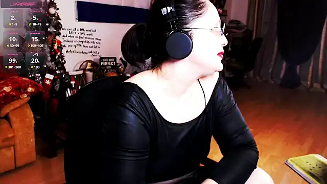 Snapshot of Imperatriza chatting on February 11, 5:26 am Imperatriza online show from February 11, 5:26 am