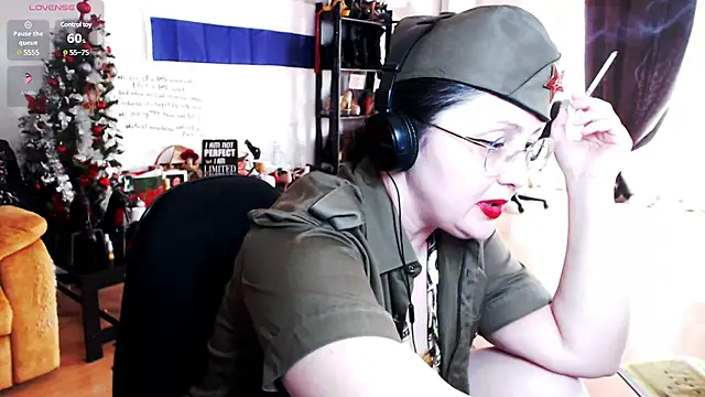 Snapshot of Imperatriza chatting on February 25, 1:28 pm Imperatriza online show from February 25, 1:28 pm