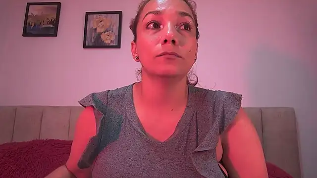 Snapshot of amber_demons2021 chatting on February 28, 10:44 pm amber demons2021 online show from February 28, 10:44 pm