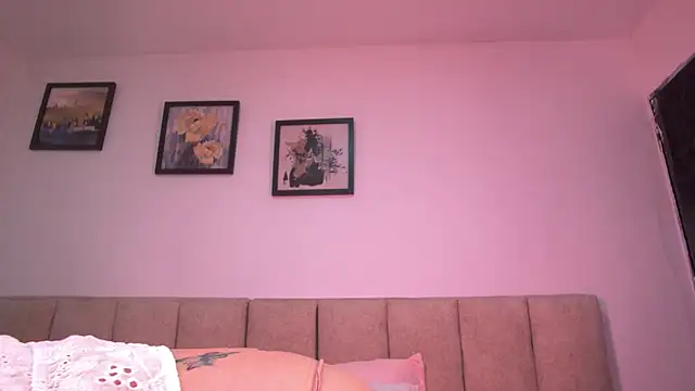 Snapshot of amber_demons2021 chatting on March 8, 10:46 pm amber demons2021 online show from March 8, 10:46 pm