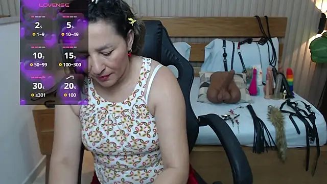 luciana ballesteros  online show from November 20, 12:27 pm