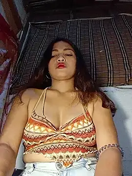 Snapshot of prettybella4u chatting on June 29, 11:32 am prettybella4u online show from June 29, 11:32 am