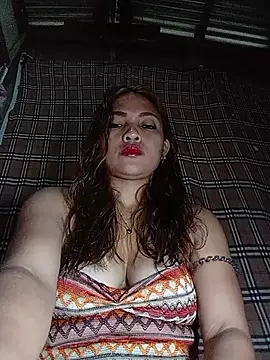 Snapshot of prettybella4u chatting on July 15, 11:54 pm prettybella4u online show from July 15, 11:54 pm