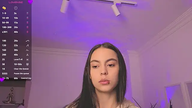 Aleejaa   online show from April 28, 11:26 am