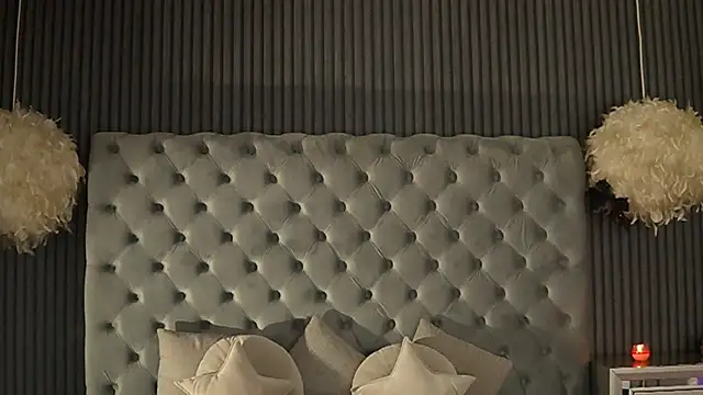 Snapshot of AmelyNoir chatting on March 22, 2:59 am AmelyNoir online show from March 22, 2:59 am