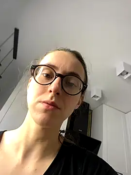 MartiniiSelenna online show from November 21, 6:45 am