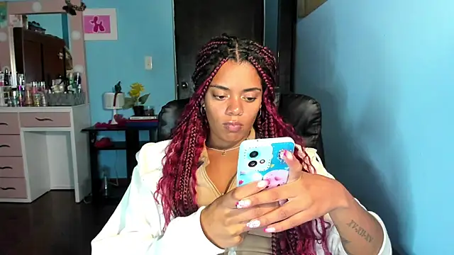 ladyrd1 online show from December 2, 1:47 am