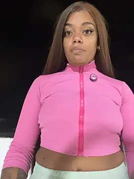 ladyrd1 online show from June 5, 12:39 am