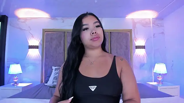 MarianaGarciaa   online show from April 28, 6:57 pm