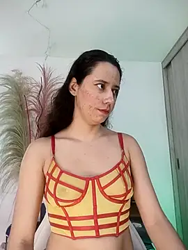 lovely kitt online show from January 18, 5:28 pm