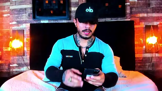 Van Velckan online show from December 10, 5:17 am