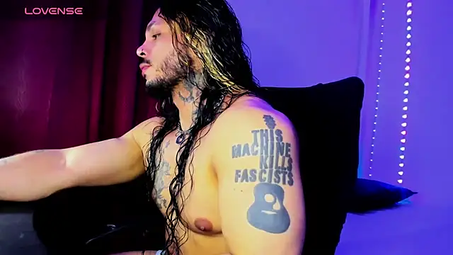 Van Velckan online show from October 3, 6:32 am