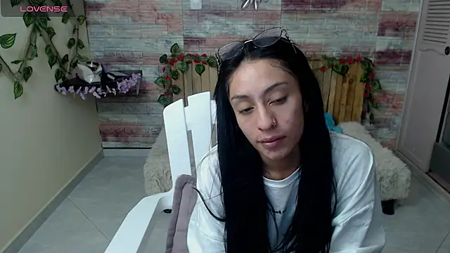 Lucy joi online show from January 3, 7:27 am