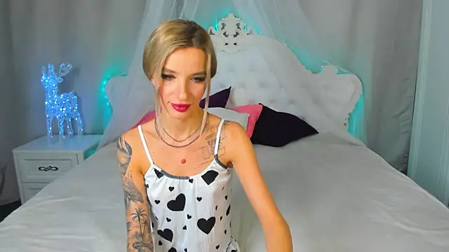 AlinaLovelyX online show from December 30, 1:15 am