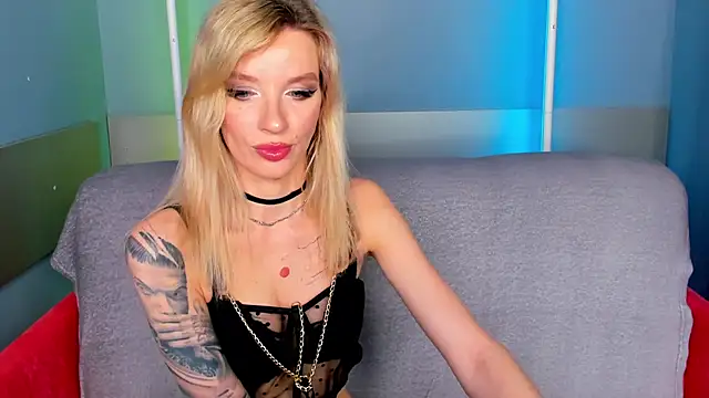 AlinaLovelyX online show from April 29, 1:21 am