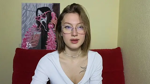 Snapshot of MalvinaBlum chatting on January 15, 2:17 am MalvinaBlum online show from January 15, 2:17 am