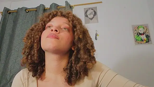 Ada gales  online show from February 3, 6:40 am