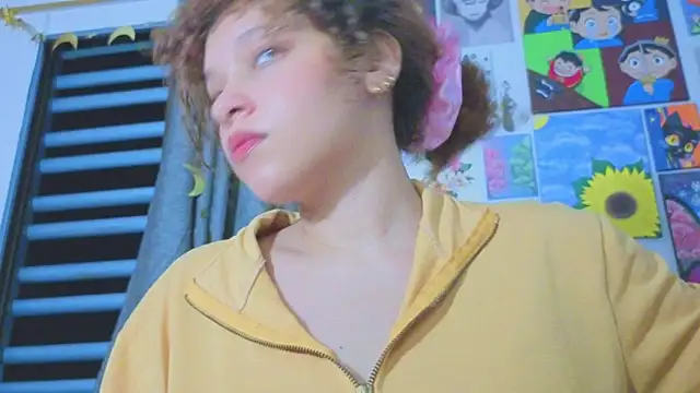 Snapshot of Ada_gales_ chatting on May 26, 2:51 am Ada gales online show from May 26, 2:51 am