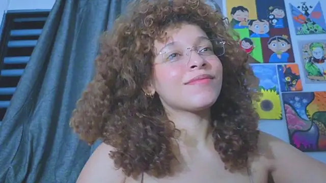 Snapshot of Ada_gales_ chatting on June 25, 2:33 am Ada gales online show from June 25, 2:33 am