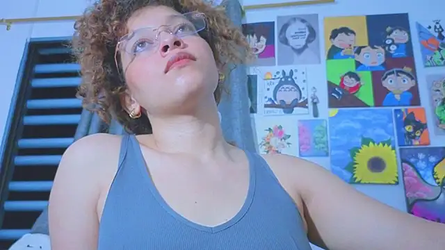 Snapshot of Ada_gales_ chatting on July 15, 2:39 am Ada gales online show from July 15, 2:39 am