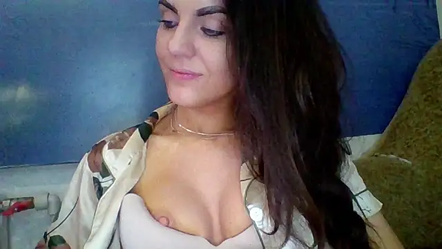 AliceTailor online show from June 24, 8:30 pm