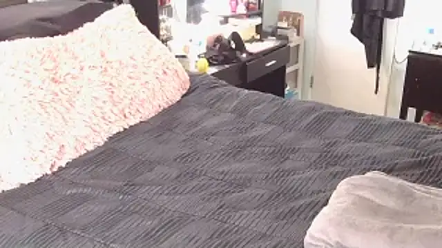 exxxtrasmall online show from November 16, 5:35 am