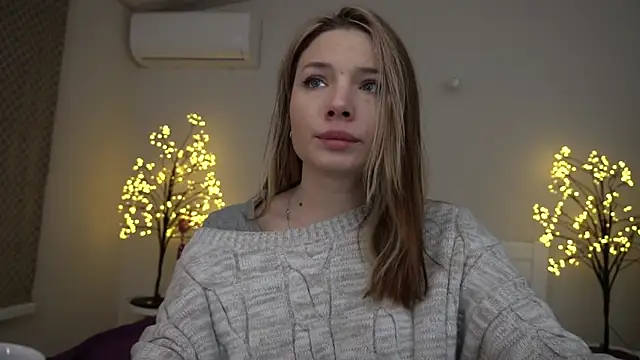 Snapshot of IceDanielles chatting on January 10, 2:13 pm IceDanielles online show from January 10, 2:13 pm