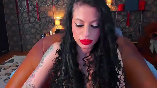 Snapshot of ammyloca123 chatting on January 21, 10:08 pm ammyloca123 online show from January 21, 10:08 pm