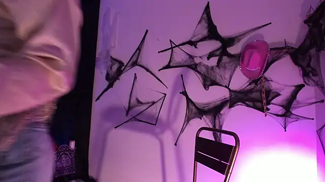 Snapshot of penny_sweett_ chatting on October 12, 11:26 pm penny sweett online show from October 12, 11:26 pm