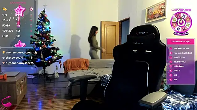 Snapshot of PlayfulGoddess chatting on January 23, 3:01 pm PlayfulGoddess online show from January 23, 3:01 pm