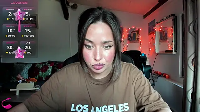 Snapshot of PlayfulGoddess chatting on October 22, 1:22 pm PlayfulGoddess online show from October 22, 1:22 pm