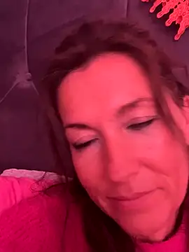 Lwhite1 online show from September 16, 3:24 pm