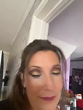 Lwhite1 online show from October 2, 4:03 pm