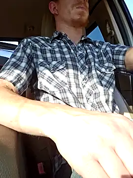 Snapshot of REDHAMMER_ chatting on September 30, 8:47 pm REDHAMMER  online show from September 30, 8:47 pm